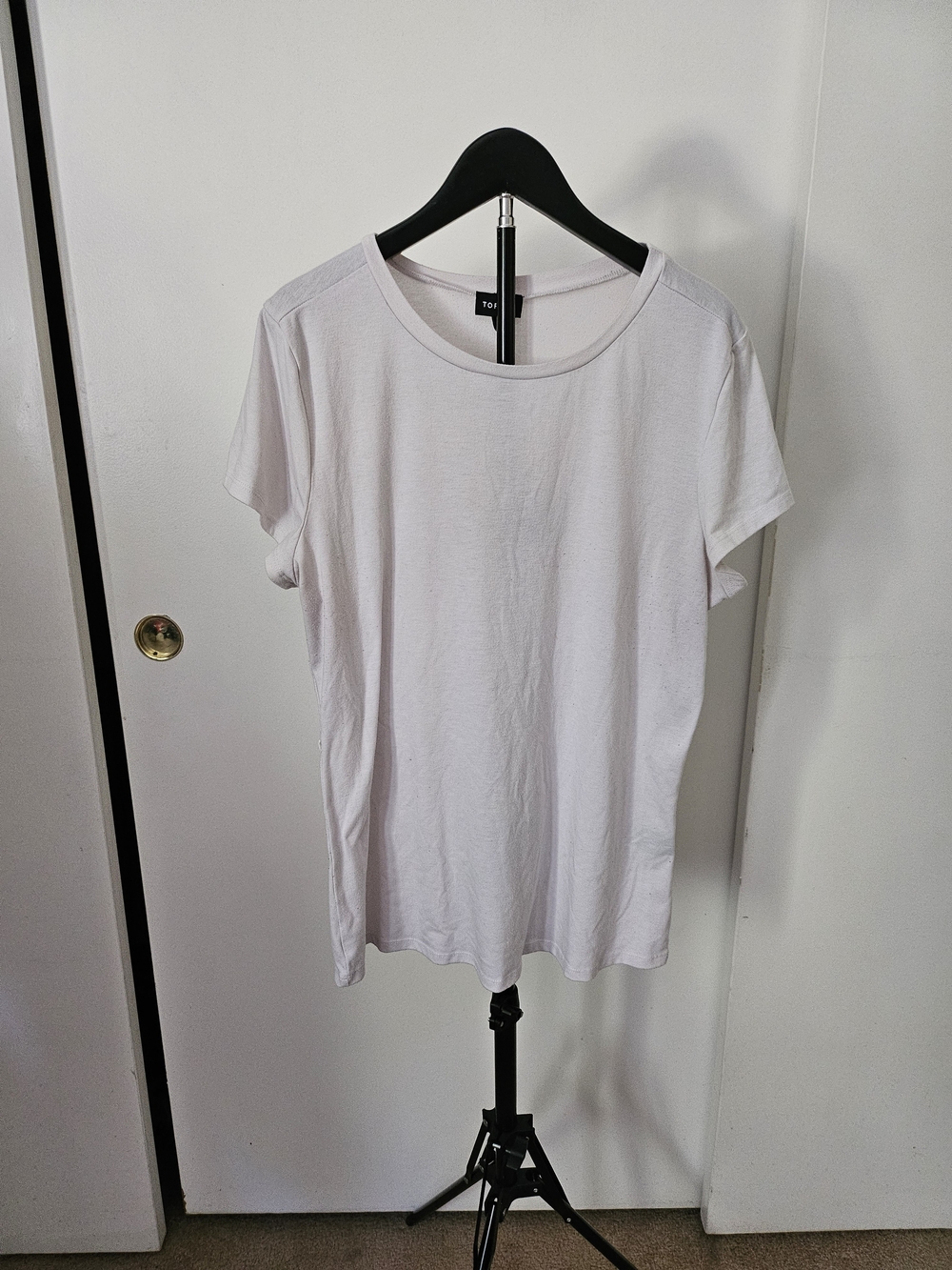 torrid White Short Sleeve Crewneck Tee